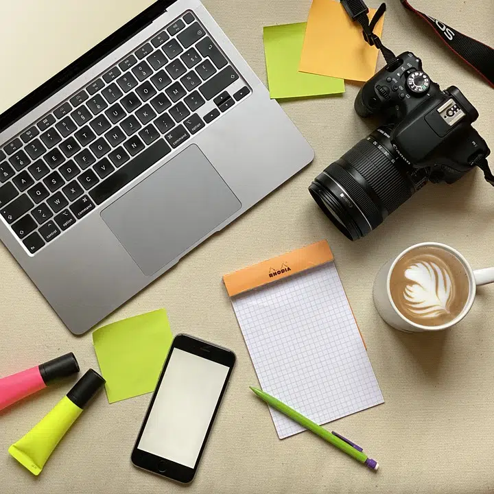 Des accessoires de bureau