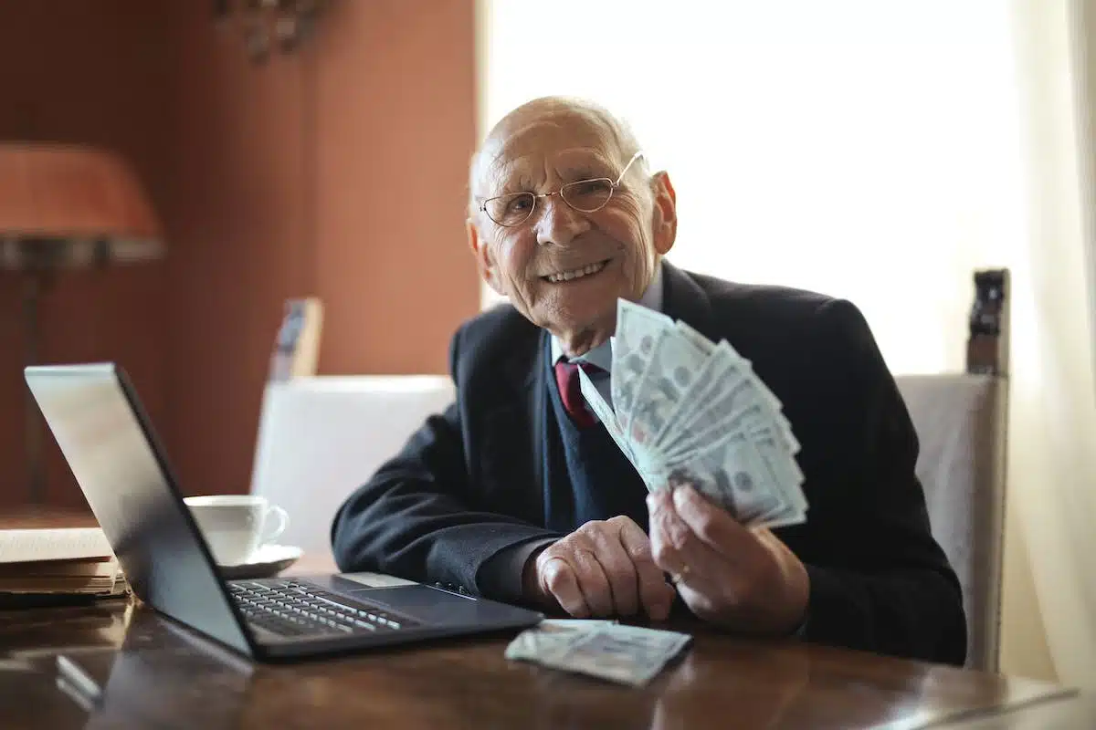 senior  ordinateur