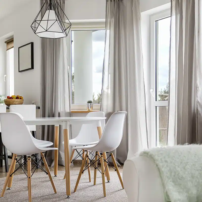 Rideau porte 5 conseils pour choisir le meilleur modèle adapté à votre intérieur